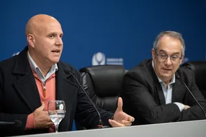 Firma de comodato entre MEC e Intendencia de Canelones