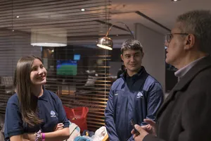 Estudiantes uruguayos participan de concurso de diseño organizado por la NASA