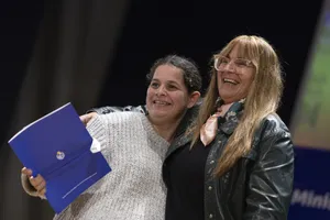 Orsi asistió inauguración de viviendas en el departamento de Salto