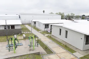 Orsi asistió inauguración de viviendas en el departamento de Salto