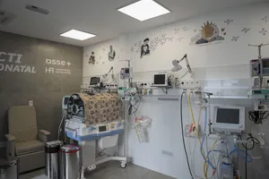 Orsi asistió a inauguración del CTI neonatal y cambio de nombre del Hospital de Rivera