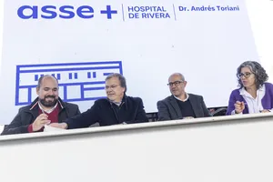 Orsi asistió a inauguración del CTI neonatal y cambio de nombre del Hospital de Rivera