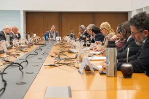 Orsi preside Consejo de Ministros