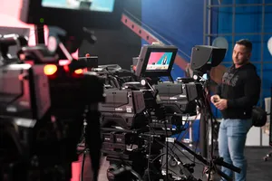 Menores del Inisa realizan práctica educativa en televisión pública