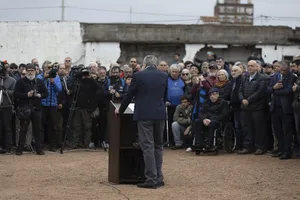 Presidente Orsi en colocación de la piedra fundacional del Nuevo Estadio Belvedere