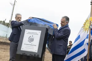 Presidente Orsi en colocación de la piedra fundacional del Nuevo Estadio Belvedere