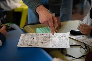Bicentenario Florida: Talleres de caricatura en escuela n°47 y liceo n°2