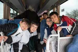 Celebración del Día del Niño en Plaza de Deporte n.° 10 de Cerro Norte