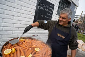 Celebración del Día del Niño en Plaza de Deporte n.° 10 de Cerro Norte