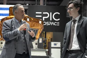 Presidente Orsi en inauguración de instalaciones de Epic Aerospace en Zonamerica