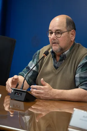 Conferencia sobre vacunación en Plan Nacional de Lucha contra la Garrapata.