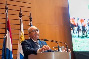 Ministro Fratti en 20 años de trazabilidad ganadera