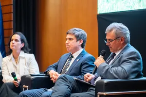 Ministro Fratti en 20 años de trazabilidad ganadera