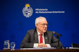 Conferencia de prensa del ministro Lubetkin