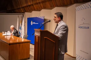 Conferencia de prensa del ministro Lubetkin
