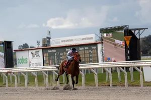 Orsi en clásico Gran Premio Presidente de la República