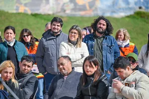 MVOT presentó plan de obras a vecinos de dos barrios montevideanos