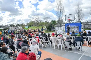 MVOT presentó plan de obras a vecinos de dos barrios montevideanos