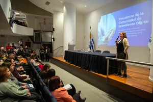 AGESIC fortalece el conocimiento sobre el marco jurídico del Expediente Digital