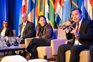 V Simposio de la Comisión de Integración Energética Regional