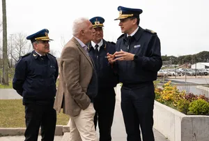 Ministerio del Interior entregó vehículos policiales