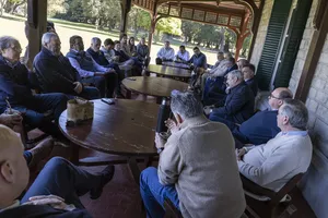 Orsi recibió a intendentes en Anchorena