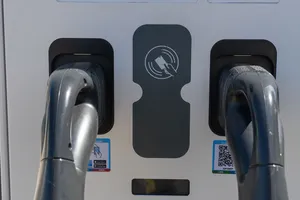 UTE inauguró la Electrolinera Malvín