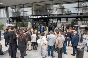 Orsi en inauguración de edificio Cosmopolitan