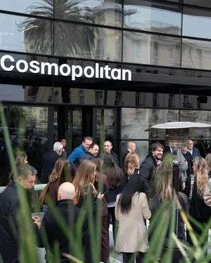 Orsi en inauguración de edificio Cosmopolitan