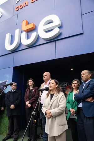 Inauguración del stand de UTE en la exposición Rural del Prado