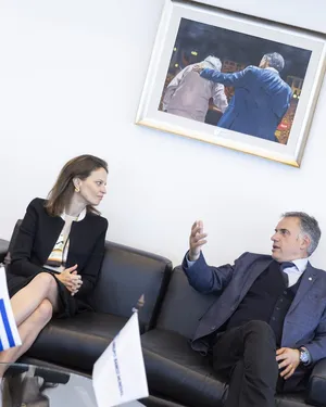 Orsi recibió a vicepresidenta del Banco Mundial para América Latina, Susana Cordeiro.