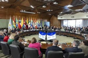 Orsi asistió a sesión de despedida del secretario general de Aladi, Sergio Abreu