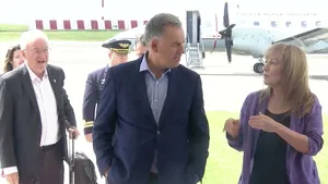 Arribo del presidente Yamandú Orsi tras participar en la 81° Asamblea General de la ONU