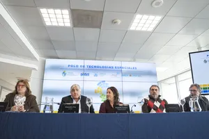Firma de convenio marco para la implementación del Polo de Tecnologías Espaciales