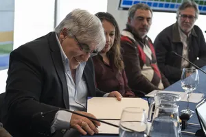 Firma de convenio marco para la implementación del Polo de Tecnologías Espaciales