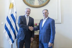 Presidente Orsi recibe al secretario general de la OCDE