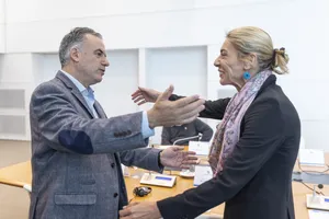 Reunión del Poder Ejecutivo con autoridad de OCDE