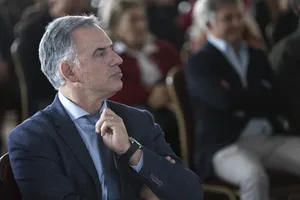Yamandú Orsi en piedra fundamental de nueva planta de OSE