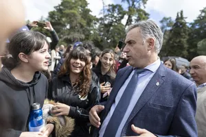 Yamandú Orsi en piedra fundamental de nueva planta de OSE
