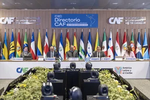 Orsi visitó oficinas de la CAF en Montevideo