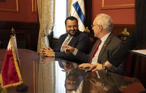 Reunión del canciller Lubetkin con ministro de Estado de Catar