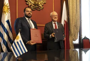 Reunión del canciller Lubetkin con ministro de Estado de Catar