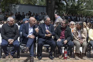 Orsi asistió a conmemoración del 114.° aniversario del liceo Tomás Berreta en Canelones