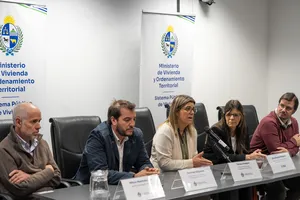 Convenio entre el Ministerio de Vivienda y el INAU