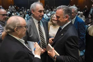 Créditos: Federico Rodríguez (fotografía) / Presidencia de la República (fuente institucional) Orsi asistió a presentación del libro ¡Fuera de Discurso! Los Políticos toman la pluma
