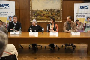 Créditos: Manuel Tort (fotografía) / Presidencia de la República (fuente institucional) BPS conmemora 34 años de las Representaciones Sociales en su Directorio