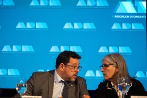 Ministra Tamara Paseyro disertó en almuerzo de trabajo
