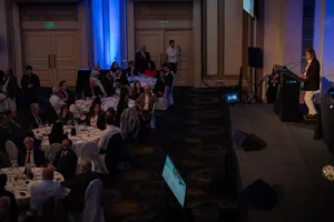 Ministra Tamara Paseyro disertó en almuerzo de trabajo