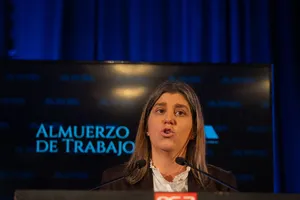 Ministra Tamara Paseyro disertó en almuerzo de trabajo