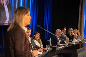 Ministra Tamara Paseyro disertó en almuerzo de trabajo